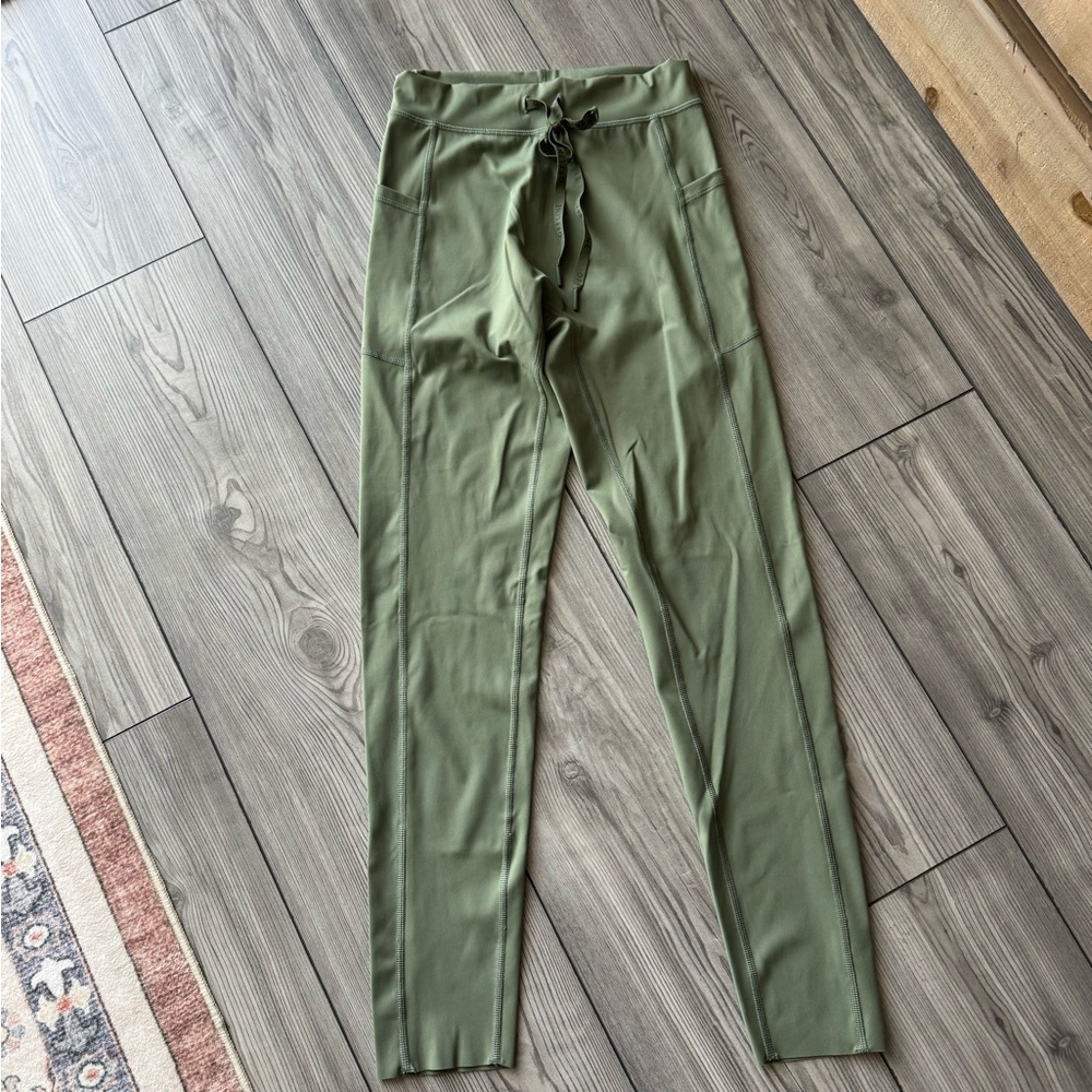 OFFLINE Leggings